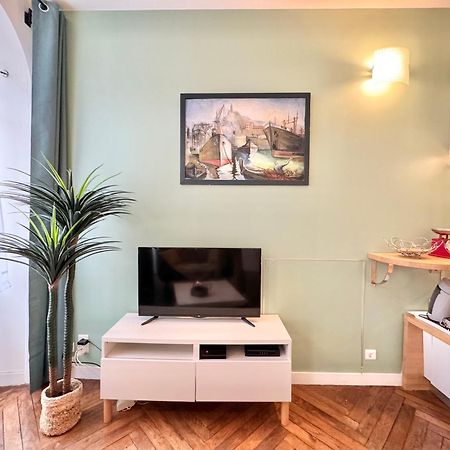 Le Noir Bois Et Blanc - Studio - Wifi - Centre Ville - Entree Autonome カンペール エクステリア 写真